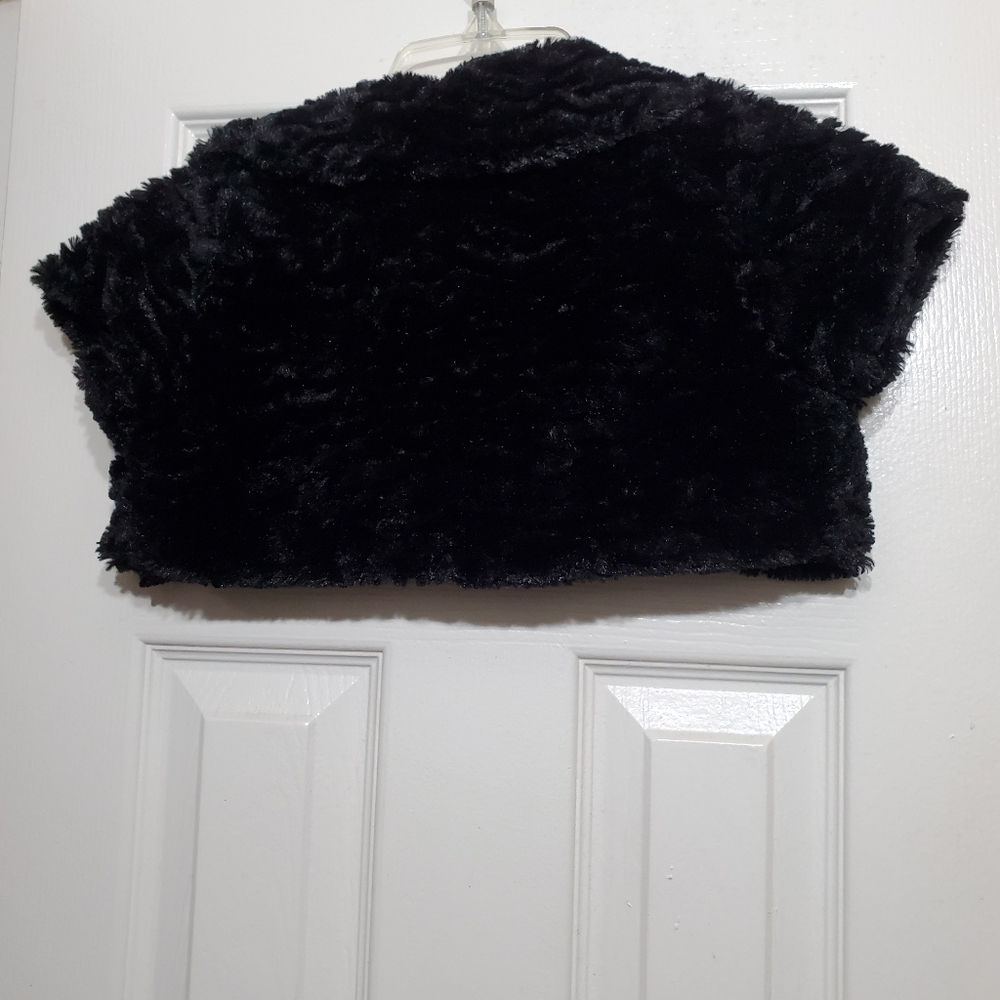 Coats - Picture 5 of 6